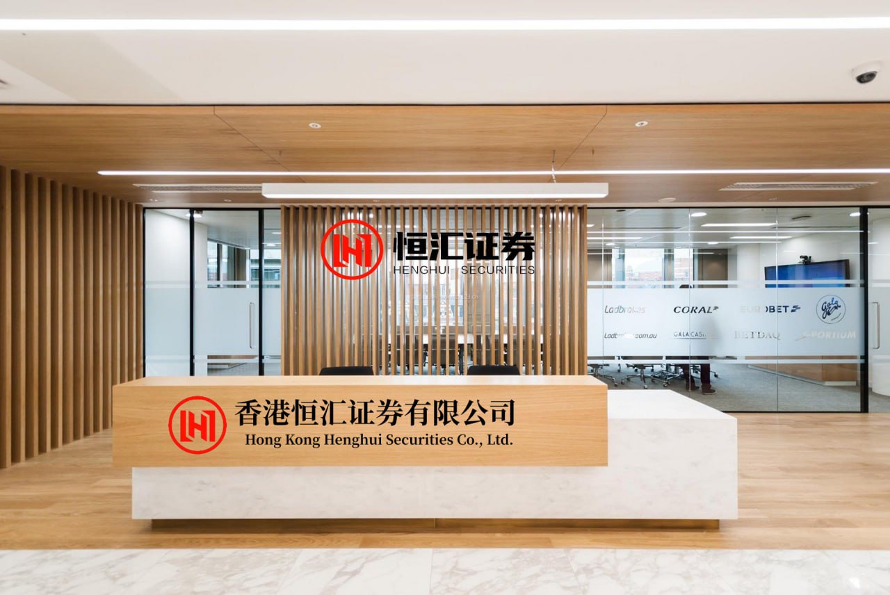 杠杆配资网 刚刚，英国将恐怖威胁等级上调至“严重”！英央行暗示今年可能加息，英镑继续上涨...